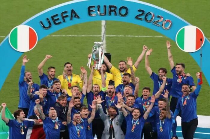 Top 10 hậu vệ cánh phải hay nhất thế giới hiện nay