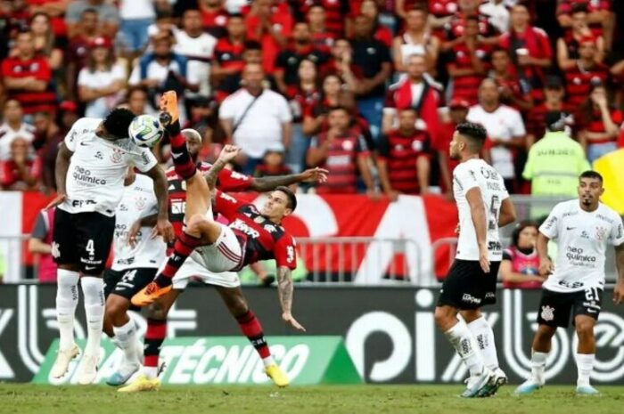 Các trận cầu kinh điển nhất khiến người hâm mộ không thể quên